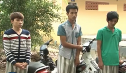 Ba đối tượng trộm xe máy ở chùa sa lưới